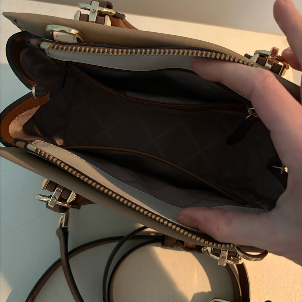 Michael Kors Small Leather Crossbody - Picture 4 of 7